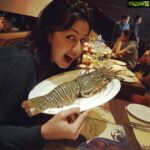 Nikki Galrani Instagram – The best way to bribe me 🙈🙈🙈 #SeaFood #FoodieForLife Mahesh Lunch Home Juhu