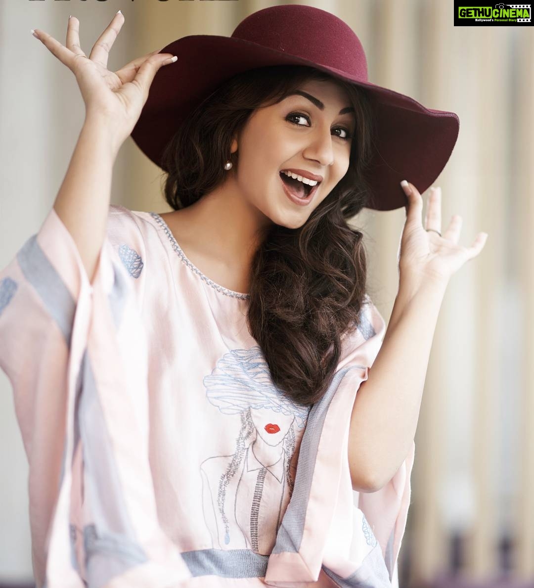Nikki Galrani Instagram - SMILEEE - cuz your gonna lose all your teeth someday 😁😁😁🙈🙈🙈 #JustAnotherReasonToSmile