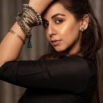 Nikki Galrani Instagram - La Vie Bohème 🖤 Ear Cuffs by @bhavyarameshjewelry Styled by @prathishta Assisted by @neha.trilok Hair by @ganesh_hair_architect Shot by @abhilash_rangi ✨