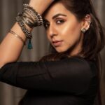 Nikki Galrani Instagram – La Vie Bohème 🖤
Ear Cuffs by @bhavyarameshjewelry 
Styled by @prathishta 
Assisted by @neha.trilok 
Hair by @ganesh_hair_architect 
Shot by @abhilash_rangi ✨