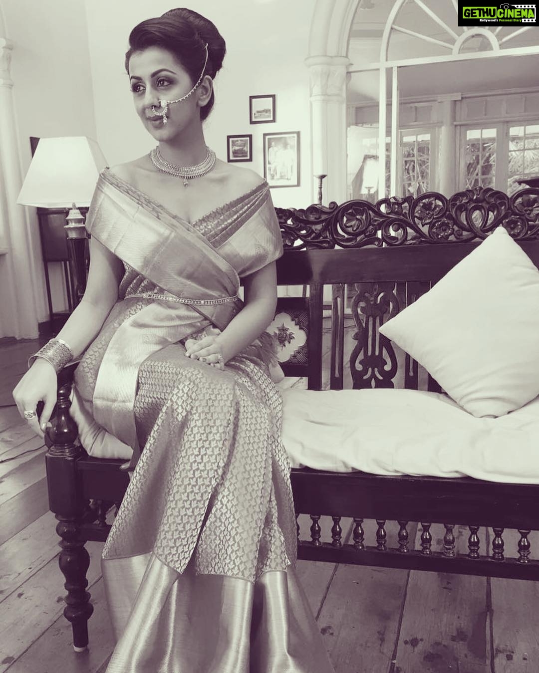 Nikki Galrani Instagram - Live pic from an add Shoot ❤️ #Kerala #Cochin #ShootLife