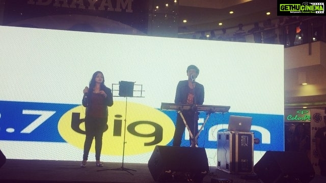 Nikki Galrani Instagram - This Rockstar nailing it as always !! #Ko2 @leon.james #Live #Kannamma #Unplugged