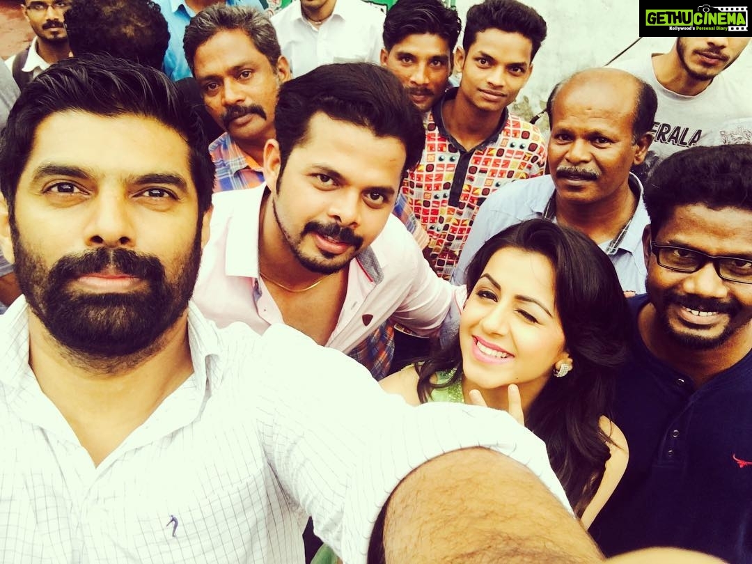 Nikki Galrani Instagram - #Team5 begins today 😊 Need all your blessings & support as always for this one 🙏🏻❤️ #Nikki #Sreesanth #Mollywood