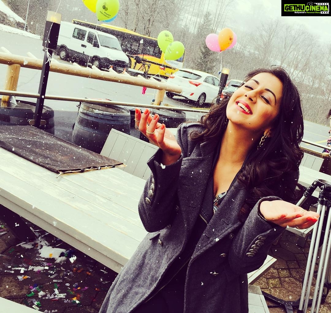 Nikki Galrani Instagram - #TBT #Swiss #SnowFall