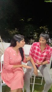 Niranjani Ahathian Instagram - Innum nee enna paithiyamave nenachikitirukka illa 🤪🤪
@kanithiru10