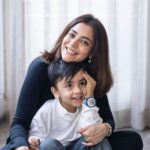 Nisha Agarwal Instagram - No track of time with my lil man who has my whole heart ❤️ Ishaan is wearing @swatch_in @snoopygrams #swatchpeanuts #watch #kidswatches #timekeeper #ad