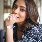 Nisha Agarwal Instagram - This the season to be jolly ❤ Adding to the holiday cheer is amazing offers from @danielwellington Get up to 50% off when buying 3 or more items, additionally use my code "DWXNISHA" to get 15% more. #danielwellington #collaboration #lifestyleblogger #mumbaiblogger