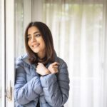 Nisha Agarwal Instagram - Starting the New Year with soft, warm hugs from @uniqloin that are perfect for the ❄️ days and 😴 days. #warmertogether #uniqlolndia #lifewear #winterwear #winteroutfit #winterfashion #cozyvibes #collaboration