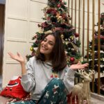 Nisha Agarwal Instagram - Merry Xmas! From us to yours ❤️ wishing you all good health, prosperity and loads of love to share with everyone we come across 🎄❤️ Wearing @dandelion.india #merrychristmas #xmaspjs #xmas #xmastree #famjam #family