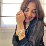 Nisha Agarwal Instagram - Lost in time ❤️ Black Friday sale is finally here. Shop @danielwellington products at up-to 50% off now! 😮 AND with my code "DWXNISHA" you get an extra 15% off. Hurry up!! #danielwellington #collaboration