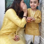 Nisha Agarwal Instagram - Sharing a moment with my buttercup, looking absolutely adorable in the sweetest outfit from @littlebansi #festivekidswear #kidsclothing #kidsindianwear #kidsfashion #dhoti #kurta