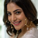 Nisha Agarwal Instagram – That genuinely happy wala smile! ❤️ 

📸 @dieppj 
MUAH @khush.mua