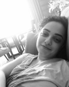 Nithya Menen Instagram - Accepted 🙃 @ekalakhani 
Without women this world would be like a flower without fragrance.. 🤍 

#pınargültekin #pinargultekin
#womensupportingwomen