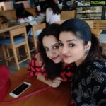 Nithya Ram Instagram - I m looking forward to many more years of friendship and birthdays with u.... Have a fantastic birthday padduuuuuuu❤️❤️❤️😘 #birthdaymeetup #withbdaylady #celebratingwithcofee #@padmini.jagadeesh