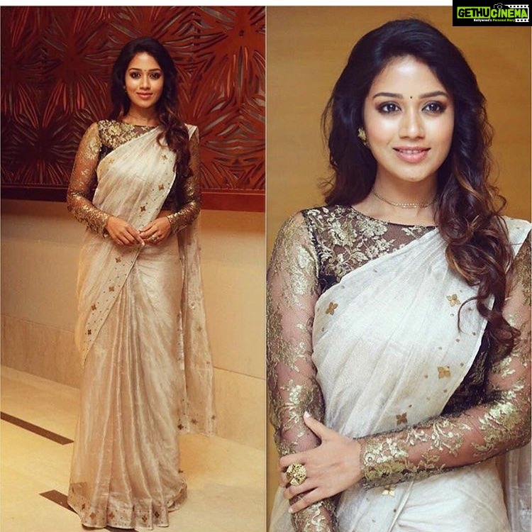 Nivetha Pethuraj Instagram - Wearing @bluedoor.the for an award function. Thank you @bluedoor.the for this lovely saree ❤️