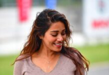 Nivetha Pethuraj Instagram - Hamilton lost. My brother lost. I am lost 😂. But ain’t nothing stopping us from being happy 🤍 PC @adityabedre