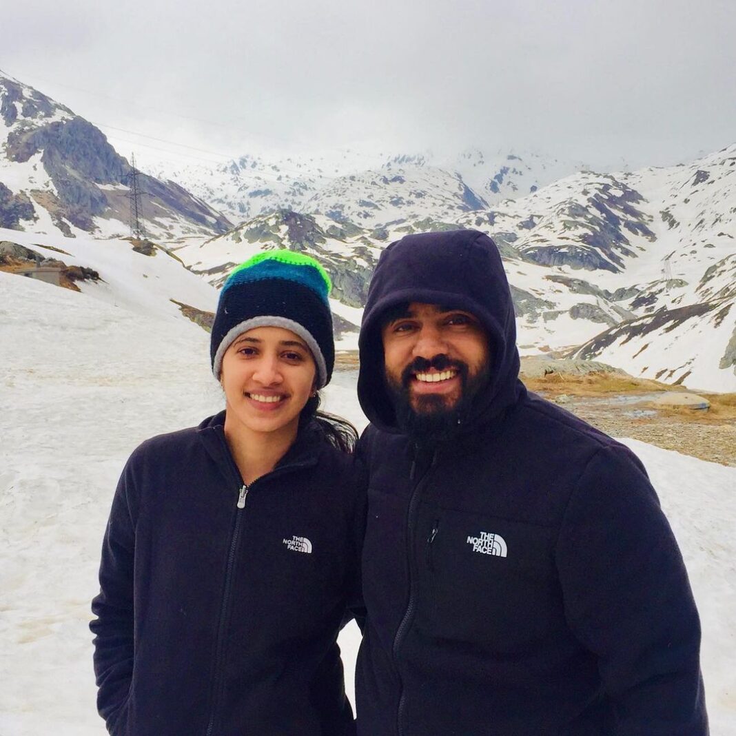 Nivin Pauly Instagram - Celebrating 11 years of togetherness. 🥰💞