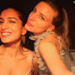 Pallavi Sharda Instagram – Two dickheads in a torlet. 

Happy New Year!