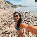 Pallavi Sharda Instagram – Of rugged coastlines and long arm selfies. Life can be a beach after all. Solo travel love ❤️ 🌊 Point Dume