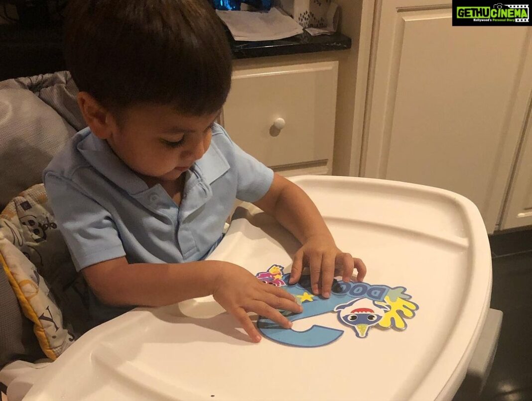 Panchi Bora Instagram - Dear Ryaan.. We love you. Thanks for all the wonderful moments we cherish each one of them! Love mommy daddy and lil Riyanna 💙 #babysharkparty