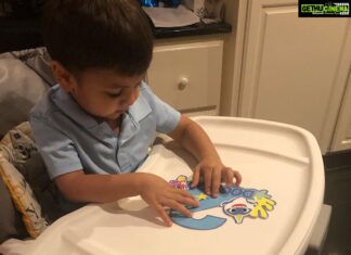 Panchi Bora Instagram - Dear Ryaan.. We love you. Thanks for all the wonderful moments we cherish each one of them! Love mommy daddy and lil Riyanna 💙 #babysharkparty