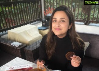 Parineeti Chopra Instagram - We grew up eating the best punjabi food and were never satisfied at any restaurant. The dal wasn’t makhni enough, the butter chicken was too sweet , and the food was just plain oily and tasteless. Sahaj decided it was time to create that taste we were constantly looking for. Just. Yummy. Food. WELL, IT’S HERE. @theolddelhi OMG - I am so proud of you for creating this MASTERPIECE. And masterpiece is an understatement .. The dal melts in your mouth, the biryani is spicy and yummy you can’t figure it out! The paneer is so soft you don’t have to chew. And my family was freaking out at the non-veg kebas and chicken and basically ate nothing else for 3 days. It makes me emotional. Guys - Tis’ the season to eat in bed so order from Zomato or Swiggy and get it straight in your warm razais 🤣 @theolddelhi @zomato @swiggyindia @thisissahajchopra @imsahilarya #Faridabad