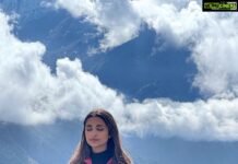Parineeti Chopra Instagram - Daily meditation is my secret ✨🧘‍♀️💕 Nepal