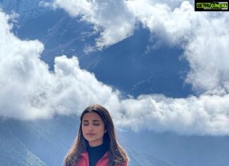 Parineeti Chopra Instagram - Daily meditation is my secret ✨🧘‍♀️💕 Nepal