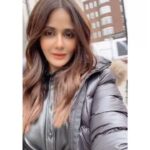 Parul Yadav Instagram - Here's to a December to remember 💖 #LondonDiaries #PYStyleFile #PYTravels #Harrods #TravelDiaries #London #LondonCity #LondonFashion #LondonGirl #LondonStyle #VacationModeOn #GirlOnAVacation #Travel #LoveTravel #LondonLife #FashionStyle #LoveLondon #BlackAllDayLong #SandalwoodActor #Kannadathi #KannadaActoress #KannadaHeroine #NammaSandalwood #NammaKannada #KannadaSandalwood #SandalwoodAdda #SandalwoodActress #OOTD #FridayMood #HarrodsLondon