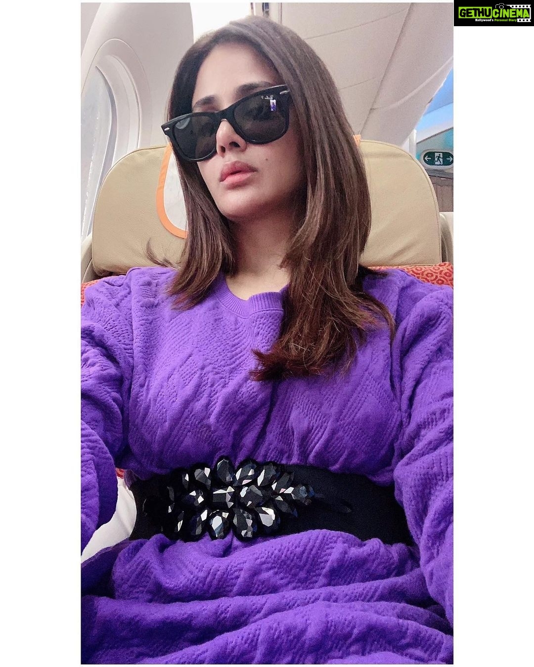 Parul Yadav Instagram - Feeling the vibe as I fly away to the Ole Blighty!! Also, shout out to Kanika and the entire staff of @airindia.in for the wonderful service on today's flight and might I add the food was unexpectedly good too! Hopefully the Maharaja will regain his lost glory soon!! #HelloLondon #PYTravelDiaries #Happiness #PYTravels #VacayDairies #HappyGirlsAreThePrettiest #TravellingLife #LoveToTravel #TravellingEurope #MondayPost #MondayMood #TravelOOTD #GoodTimes #AirportStyle #NammaKannada #InstagramKannada #AirportDairies #TravellingWoman #LoveForBoots #TravelDiaries