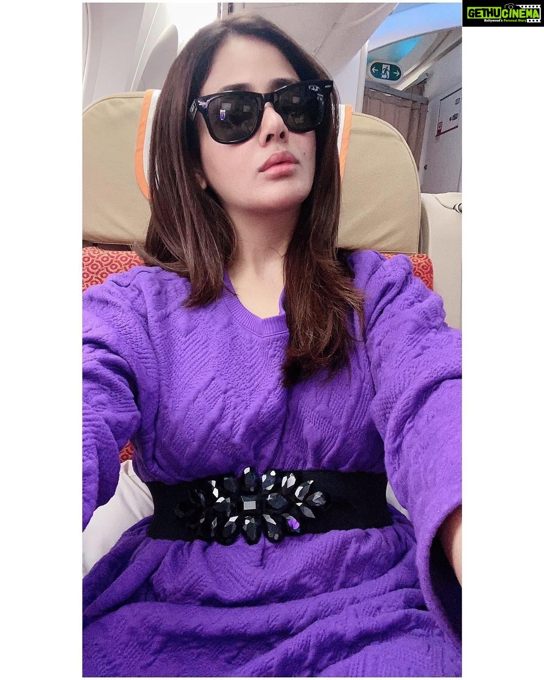 Parul Yadav Instagram - Feeling the vibe as I fly away to the Ole Blighty!! Also, shout out to Kanika and the entire staff of @airindia.in for the wonderful service on today's flight and might I add the food was unexpectedly good too! Hopefully the Maharaja will regain his lost glory soon!! #HelloLondon #PYTravelDiaries #Happiness #PYTravels #VacayDairies #HappyGirlsAreThePrettiest #TravellingLife #LoveToTravel #TravellingEurope #MondayPost #MondayMood #TravelOOTD #GoodTimes #AirportStyle #NammaKannada #InstagramKannada #AirportDairies #TravellingWoman #LoveForBoots #TravelDiaries