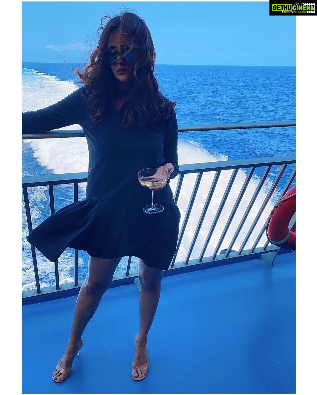 Parul Yadav Instagram - My first big boat ride and what better route than the short Atlantic crossing between the beautiful Canary Islands of Tenerife and Gran Canaria!! And boy did the Atlantic show her power!! Left me constantly considering how effective Archimedes' theory of flotation really isππ Also realised that while we cannot direct the wind but we definitely can adjust the sails π³: @fredolsenexpress #PYTravels #TravelDiaries #GranCanaria #Tenerife #CanaryIslands #Spain #TravelLife #ShipLife #OnBoard #Oenophile #WineLove #AtlanticOcean #ArchimedesTheory #Happiness #Grateful #AroundTheWorld #TravelDiary #SandalwoodActress #NammaKannada #MondayPost #MondayMood #FredOlsenExpress Gran Canaria, Spain