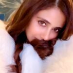 Parul Yadav Instagram - 🤍 #PYStyleFile #PYTravels #TravelDiaries #VacationModeOn #GirlOnAVacation #Travel #LoveTravel #HappySoul #InnerPeace #ChristmasOOTD #KannadaHeroine #PositiveVibes #GoodVibes #GreeceChristmas #SandalwoodAdda #SandalwoodActress #OOTD #MerryChristmas #ChristmasMood #ChristmasLovers #Greece #GreeceTravel #StylishLook #TrendingReels #FurCoat #ReelItFeelIt