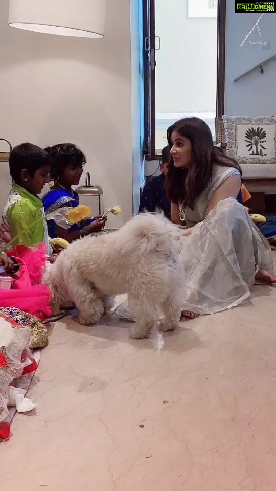 Parul Yadav Instagram - #DurgaAshtami, the most important and my favourite day of #Navratri. Every year I wait to welcome these tiny tots at home.. it's just heartwarming to be able to spend some time with them. Nothing makes me happier than a child's heart ❤️💫 Also, look how pretty and vibrant all of them look 😍 #MyHeartIsFull Thank you @kalaneca for this lovely saree #PYReels #FestiveVibes #HappyNavratri #KanjakPoojan #AshtamiPuja #GratefulAndBlessed #FestivalOfIndia #HappyHeart #KanyaPujan #NavratriSpecial #NavratriFestival #JaiDurgaMaa #NavratriReels #HappyNavratri #BlessingsOnBlessings #Spirituality #GratitudeDaily #Kannadiga #SandalwoodQueen #ReelsKannada #NammaSandalwood #KannadaSandalwood #SandalwoodAdda