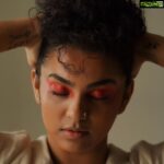 Parvathy Instagram - Stoked embers in the eyes.. Low hums.. Feet digging into the earth.. Silence..All the good things.. The Unravel Series 📸 @jeesjohnphotography 💅🏾 @samson_lei Nose pin: @silver_nosepin