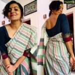 Parvathy Instagram - HAPPY ONAM✨ Wearing “Sama” from the Olam Collection. Handwoven by Indira D ❤️ #olamsarees #keralahandloom #chendamangalam #prideofhandmade