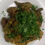 Parvathy Omanakuttan Instagram - One of the Indian foods from the super long list of my favorites - “made from scratch” undhiyu and jowar bhakri with mint. The combination of the two makes for a great meal for any food lover that wants to eat homemade delicious guilt free vegan plant based dinner or lunch It’s not just great for people who want to keep a check on their diabetes and sugar levels but also for those who have gluten sensitivity and are on the hunt for gluten-free recipes. This is also a tasty answer to all those foodies with the dilemma of not knowing to cook without the unhealthy fats. Since I am now part of the culinary development committee @diabetesindia.official for #diabetesawareness I thought this would be a great start. P.S. I have used jaggery in my recipe which can easily be substituted by stevia to balance the flavors. I have also added Brussels sprouts to my recipe to make up for the vegetables I couldn’t find for the traditional recipe. {Improvising comes natural to a chef} So Enjoy. Or should I say “Tamara bhojanano anand lo” (I already see my partner fainting after reading this …. Hahahahaha ). Special thanks to @upasanabijoor for challenging the chef in me and giving me the confidence to try out cooking without oil 🤗 #foodie #chef #foostagram #instafood #instantpot #paro #yummy #foodblogger #foodlover #cooking #cheflife #culinary #instachef #foodnetwork #foodnetworkkitchen #veganuary #veganlife #cookingathome #cookingforhealth #healthyrecipes #healthy #healthylifestyle #prochef #homefood #chefathome #recipeoftheday #recipes #cookingwithlove #love For more info on Undhiyo and Jowar check the comments section below 👇🏽