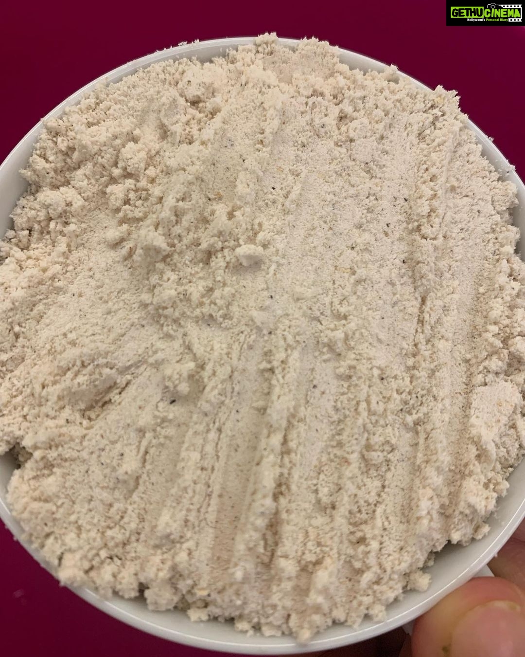 Parvathy Omanakuttan Instagram - One of the Indian foods from the super long list of my favorites - “made from scratch” undhiyu and jowar bhakri with mint. The combination of the two makes for a great meal for any food lover that wants to eat homemade delicious guilt free vegan plant based dinner or lunch It’s not just great for people who want to keep a check on their diabetes and sugar levels but also for those who have gluten sensitivity and are on the hunt for gluten-free recipes. This is also a tasty answer to all those foodies with the dilemma of not knowing to cook without the unhealthy fats. Since I am now part of the culinary development committee @diabetesindia.official for #diabetesawareness I thought this would be a great start. P.S. I have used jaggery in my recipe which can easily be substituted by stevia to balance the flavors. I have also added Brussels sprouts to my recipe to make up for the vegetables I couldn’t find for the traditional recipe. {Improvising comes natural to a chef} So Enjoy. Or should I say “Tamara bhojanano anand lo” (I already see my partner fainting after reading this …. Hahahahaha ). Special thanks to @upasanabijoor for challenging the chef in me and giving me the confidence to try out cooking without oil 🤗 #foodie #chef #foostagram #instafood #instantpot #paro #yummy #foodblogger #foodlover #cooking #cheflife #culinary #instachef #foodnetwork #foodnetworkkitchen #veganuary #veganlife #cookingathome #cookingforhealth #healthyrecipes #healthy #healthylifestyle #prochef #homefood #chefathome #recipeoftheday #recipes #cookingwithlove #love For more info on Undhiyo and Jowar check the comments section below 👇🏽