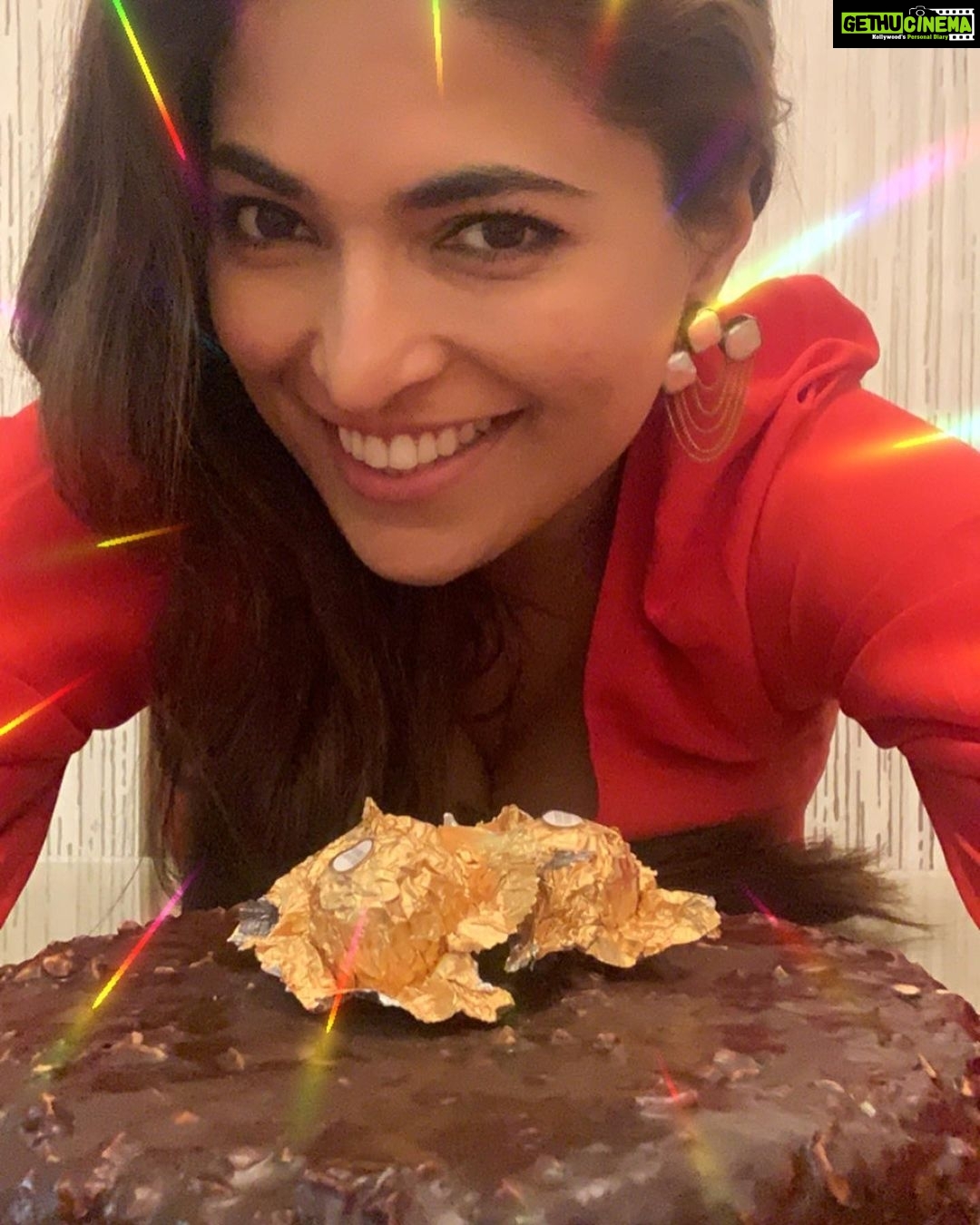 Parvathy Omanakuttan - 2.6K Likes - Most Liked Instagram Photos