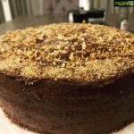 Parvathy Omanakuttan Instagram - Gluten Free Roasted Almond Chocolate Cake 😍🥰😋 #foodieforlife #glutenfree #softassponge #chefinmaking #chocolatebaby