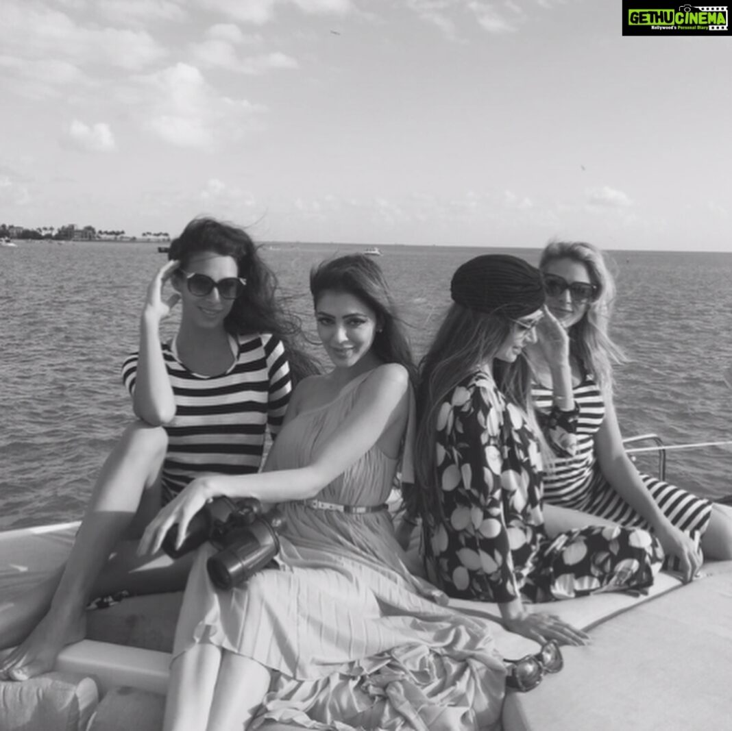 Parvati Melton Instagram - 🌊☀️#picoftheday #bestofday #Miami #MiamiLife #yacht #yachtlife #luxury #lifestyle #florida #travel #boat #californiagirl #blackandwhite #blackandwhitephoto #photography #fashion #instafollow #style #friends #squad #ocean #boat #follow4follow #followforfollow #instamood #instamood #isntagood #instalikes #travel #girls #girlsjustwannahavefun