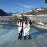 Parvati Melton Instagram - Family vacay in breath taking Alaska 😎🖤 #Alaska #tekalanika #mendenhallglacier #glacier #juneau #travel #traveldiaries #jetsetter #travelblogger #nature #naturelover #adventure #worldtraveler #america #picoftheday #bestofday #ootd #lookoftheday #streetstyle #fashion #style #fashionblogger #styleblogger #follow4follow #followforfollow #outdoors #phototheday #alaskan #photography Mendenhall Glacier