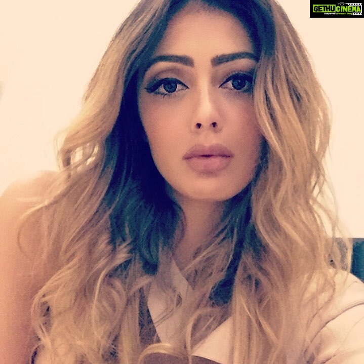 Parvati Melton Instagram - Listening to Lana Del Rey "Pretty when you cry" like 😠#lanadelrey #lustforlife #obsessed #picoftheday #bestofday #selfie #hudabeauty #kyliecosmetics #haircolor #selfie #german #indian #european #instalikes #instamood #instafollow #fashionista #stylista #model #Miami #californiagirl #follow4follow #followforfollow Miami, Florida