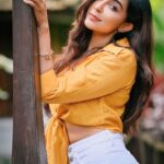 Parvatii Nair Instagram – Casual and candid enough 😁✨
A crushed silk shirt paired with a denim ;p

✨

✨

@sharonthomasphotographer #parvatinair