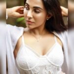 Parvatii Nair Instagram - Elegance is when the inside is as beautiful as the outside ✨✨✨ ✨✨ @gk_.photography._ @harry_dane_retouch