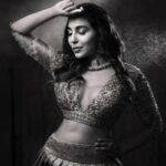 Parvatii Nair Instagram - I just love these 😍 how about ya :) ! Good day 🌸🍀🍃 📸 @prashanth_bionic 💃🏻 @nirali_design_house 💄 @makeup_by_kez