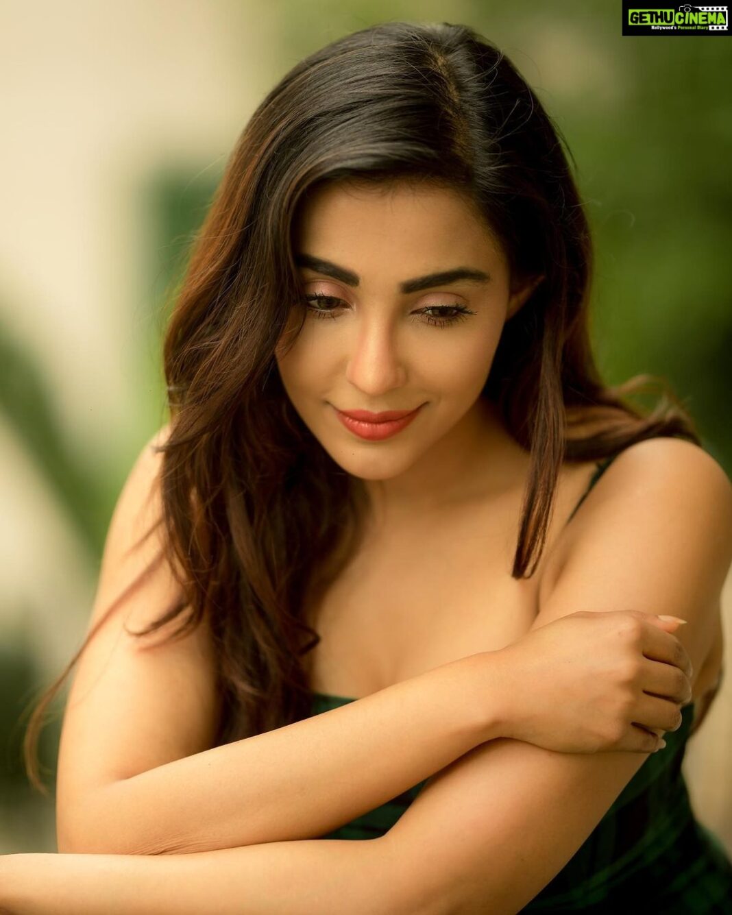 Parvatii Nair Instagram - 🪲 ✨ @camerasenthil #parvatinair