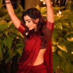 Parvatii Nair Instagram – Diwali vibes are still on 😍🌺💃

🌺

@storiesbypreetham @paviiiee_08 @preethi_hairstylist @ivalinmabia