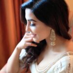Parvatii Nair Instagram - Some more of those :) ✨ ✨ @hey_yash_here_ @behindwoodsofficial @sajna_bridal_wear_designer @makeupbysrividhya