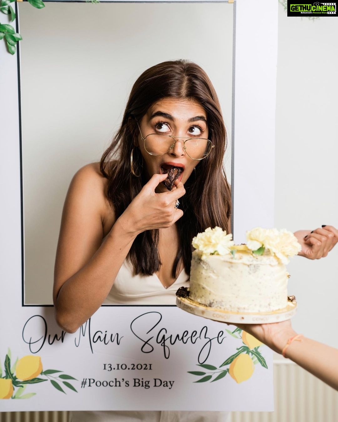 Pooja Hegde Instagram - Birthday cake calories don’t count right? #askingforafriend #sweettooth ThrowBack